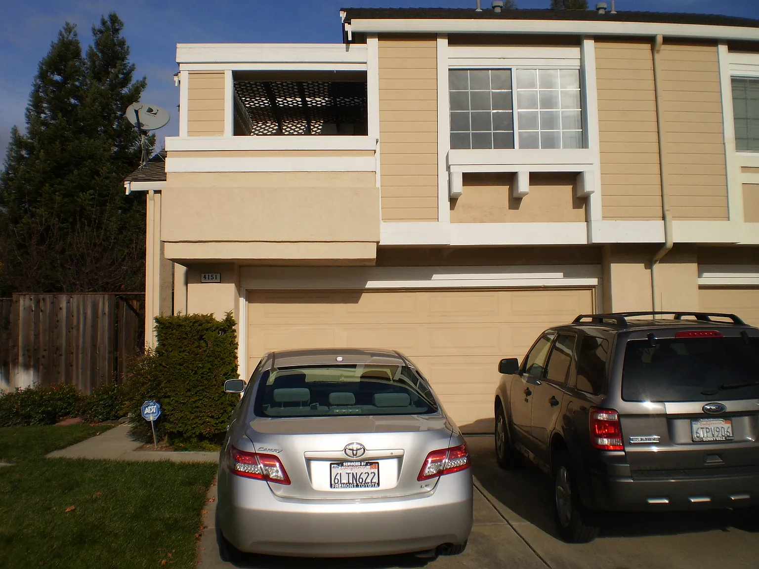 3 bed, 2.5 bath, 1731 sqft, $4,000 — Photo 1