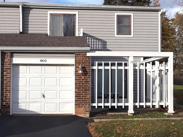 460 Maple Dr, Wheeling, IL 60090