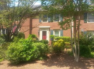 1098 Old Roswell Rd, Roswell, GA 30076