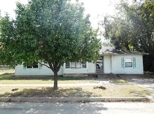 606 W Commerce St, Eastland, TX 76448