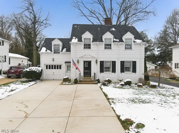 875 Homewood Ave, Salem, OH 44460