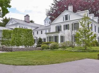 375 Sasco Hill Rd, Fairfield, CT 06824