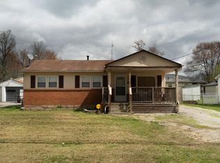 9113 New Maple Rd, Louisville, KY 40229