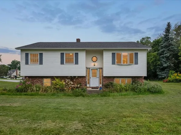 1 Ashton Drive, St. Albans City, VT 05478