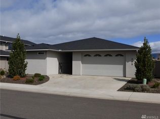305 E Country Side Ave, Ellensburg, WA 98926