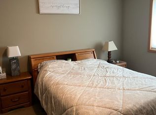 610 Union Ct, Cannon Falls, MN 55009
