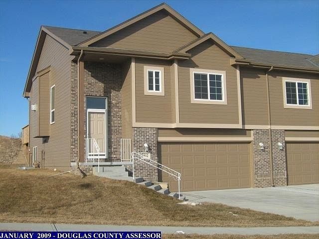 1st image of 4912 N 176th St