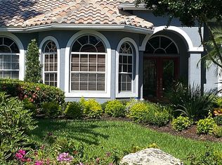 8267 Deerbrook Cir, Sarasota, FL 34238
