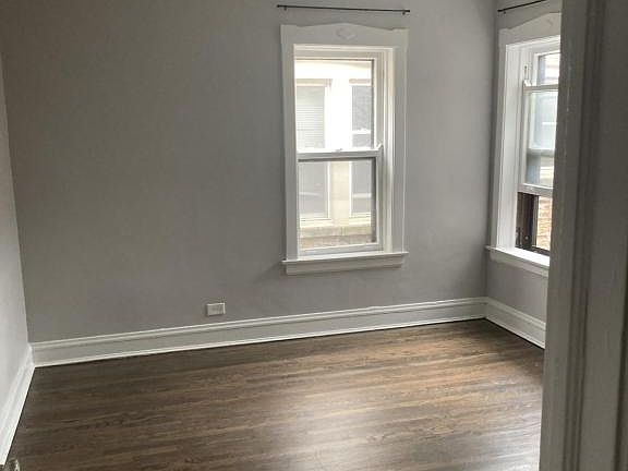 5th image of 7525 S Phillips Ave Unit 3N
