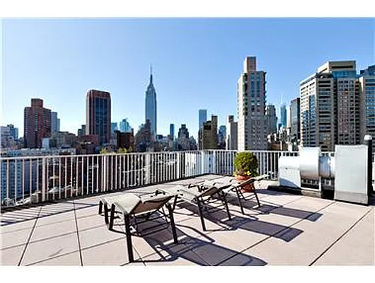 Sold by Douglas Elliman | media 14