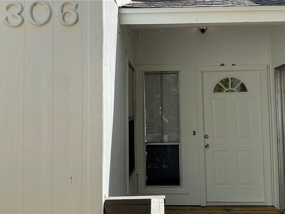 1st image of 1306 Holik Dr