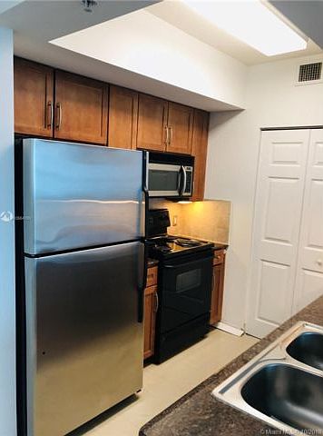 1st image of 2000 N Bayshore Dr APT 1404