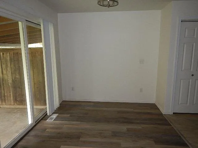 609 Grant Ln SW #B — Photo 20