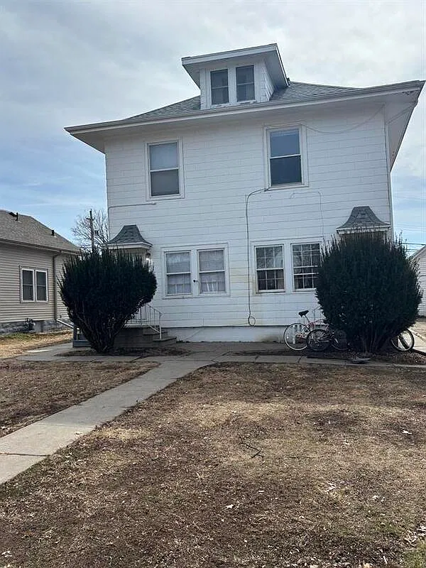 1 bed, 1.0 bath, 448 sqft, $699 — Photo 1