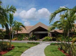 10582 Stonebridge Blvd, Boca Raton, FL 33498