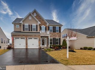 25833 Racing Sun Dr, Aldie, VA 20105