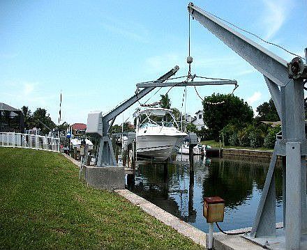 Davits have new controls