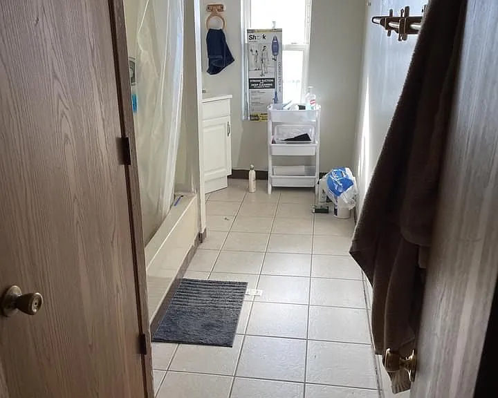 344 Meyran Ave #3 — Photo 1