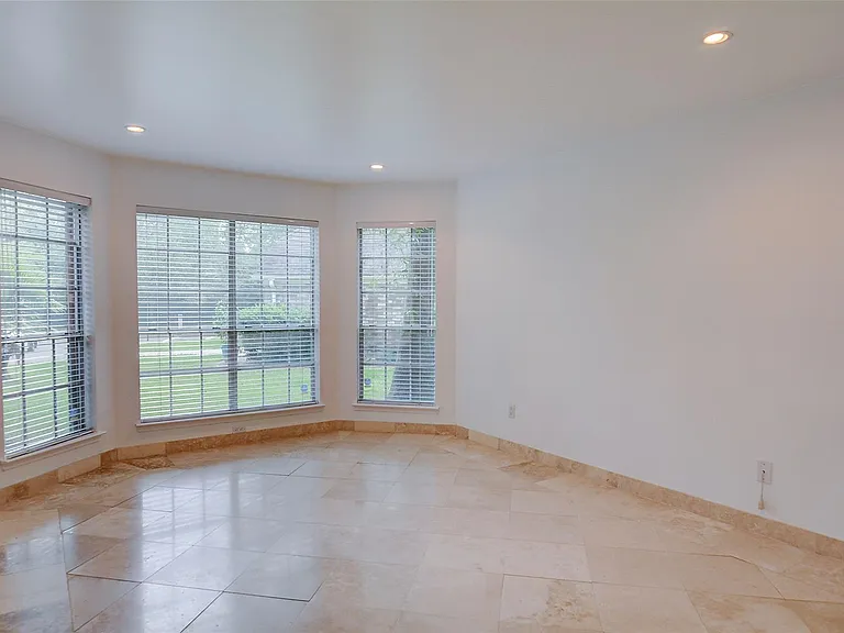 10 E Indian Sage Cir — Photo 22