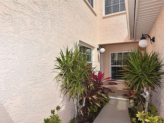 5th image of 601 Gondola Park Dr #601