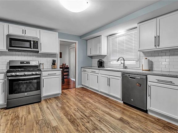 2nd image of 56 Tomcyn Dr