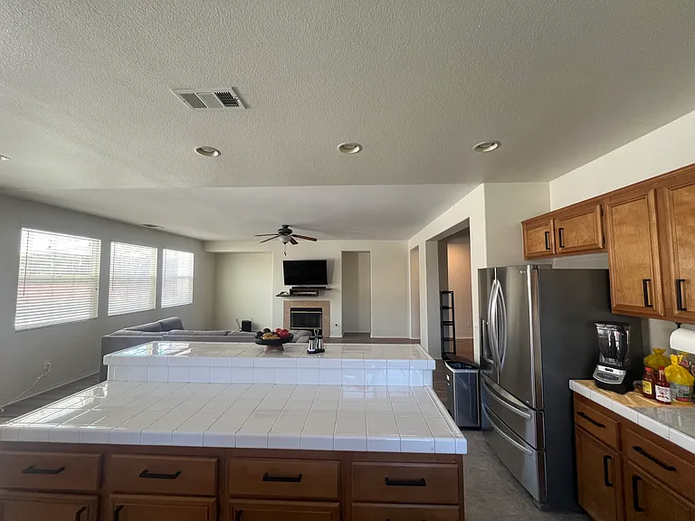 27922 Crescent Ct — Photo 10