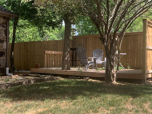 4th image of 616 N Storer Ave