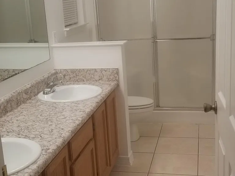 219 Wildflower Ln — Photo 4