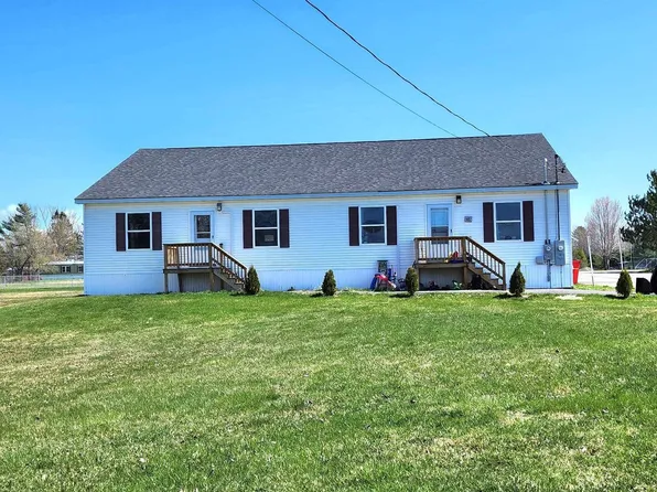 40 Stetson Road, Corinna, ME 04928