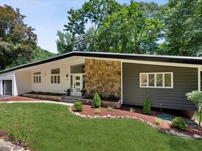 29 Skyline Dr, Morristown, NJ, 07960