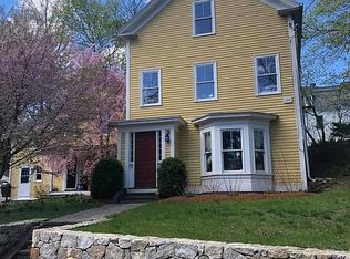 11 Cormans Ln, Wayland, MA 01778