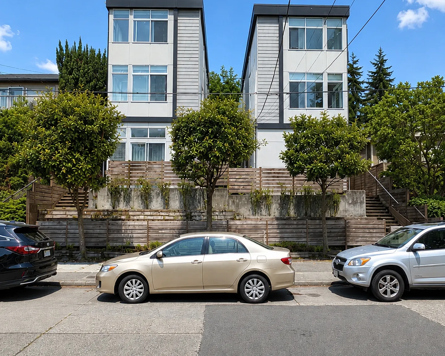 21st Ave Townhomes — Photo 1