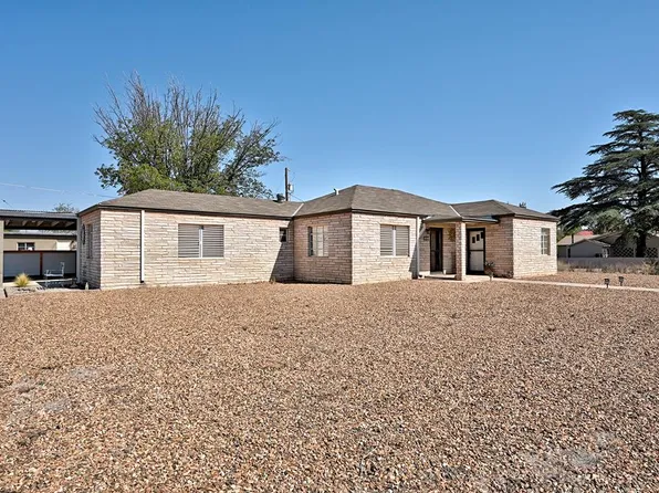 101 E 2nd St, Marfa, TX 79843
