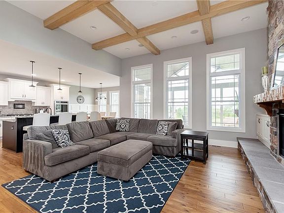 5th image of 2883 Old Vines Dr