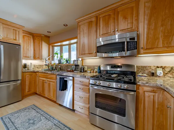 (undisclosed Address), Miranda, CA 95553