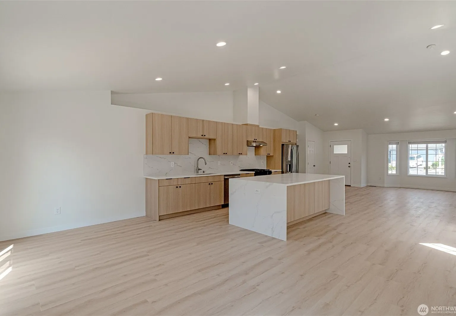 4504 220th St SW — Photo 4