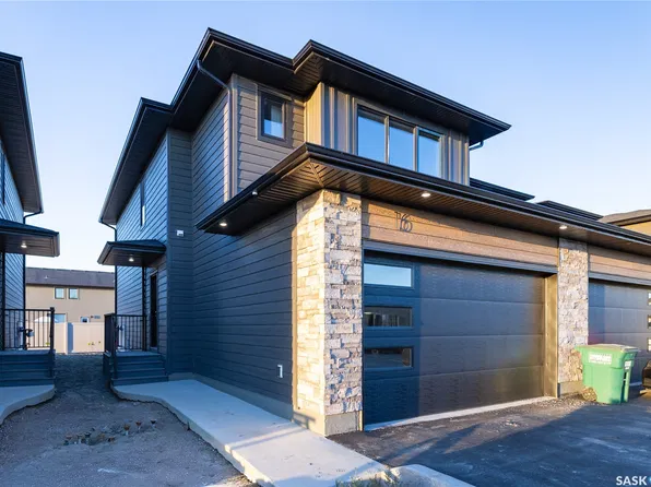 830 Brighton Boulevard #16, Saskatoon, SK S7V 2A8