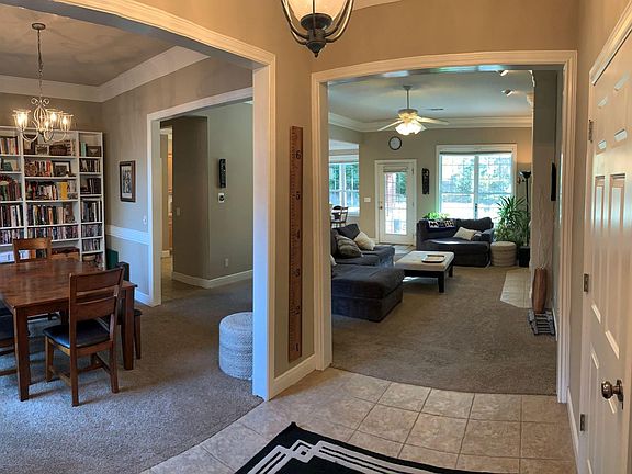 3rd image of 2824 N Prince William Dr