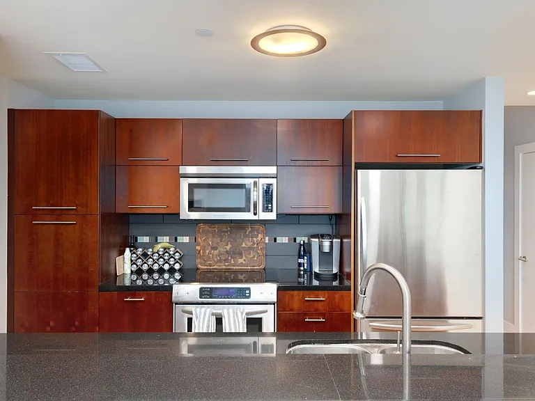 603 Davis St #1808 — Photo 11