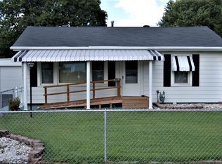 225 Jacobs Ln, Paducah, KY 42001