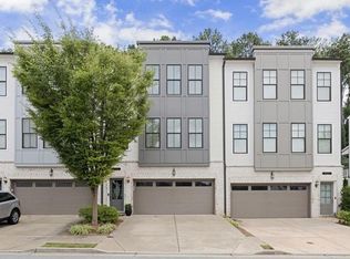 6136 Eves Way, Norcross, GA 30071