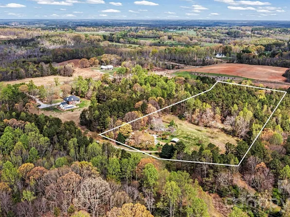 1600 Wooten St, Catawba, NC 28609