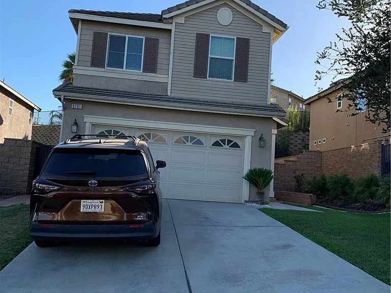 5751 Autumnwood Ln — Photo 12