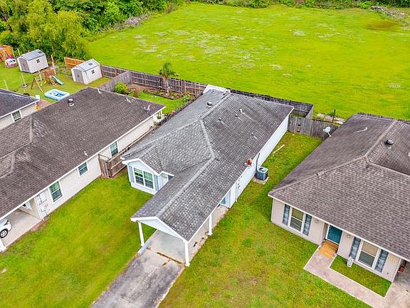 3rd image of 128 Casa Dr