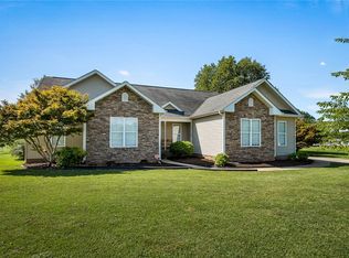 425 Johnson Rd, Pelzer, SC 29669