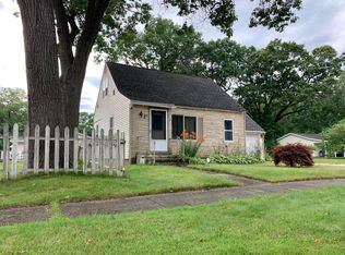 683 School St, Muskegon, MI 49442