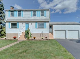 45 Hummingbird Dr, Berlin, CT 06037