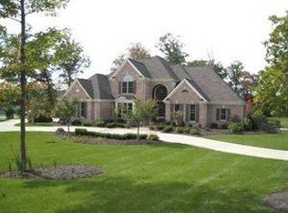 101 Mirage Dr, Cranberry Township, PA 16066