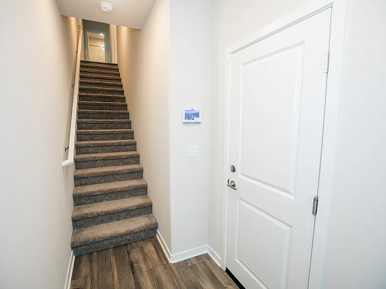 9538 Hannah Way — Photo 9