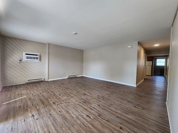 3rd image of 55 Lehigh St APT 12